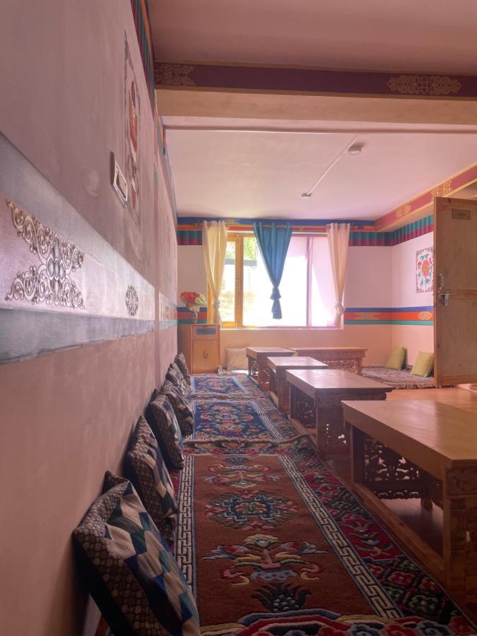 Gaywoo Guest House Leh Exterior photo