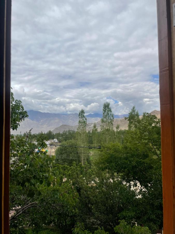 Gaywoo Guest House Leh Exterior photo